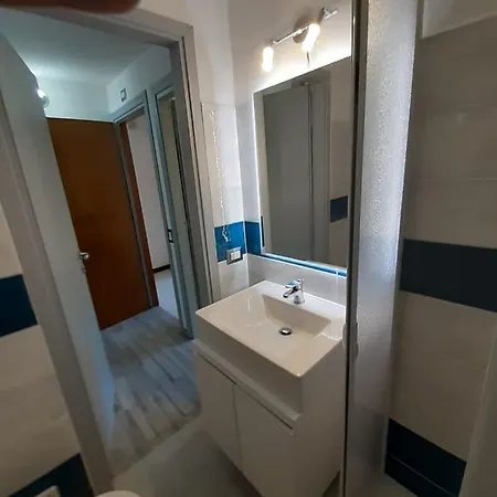 Air C12 Vista Mare Apartment Isola Rossa